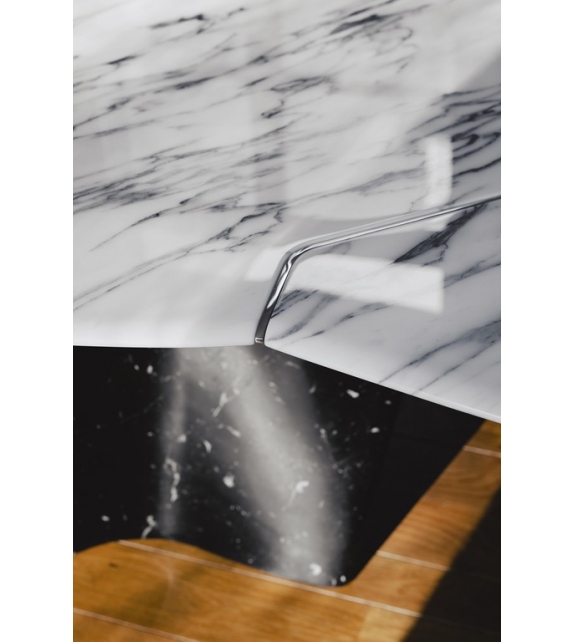 Infinitamente Poltrona Frau Table