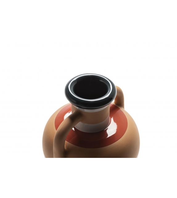 Ikiperu Poltrona Frau Vase