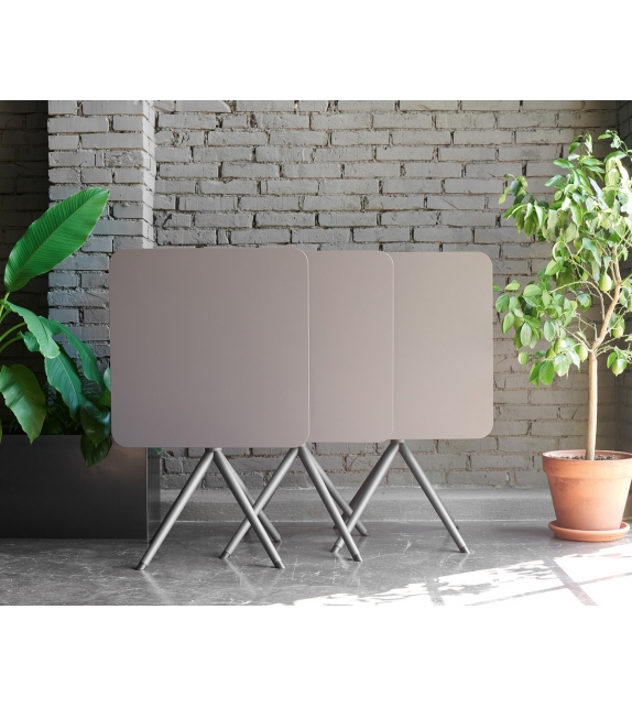 OTX Potocco High Table