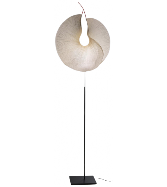 Yoruba Rose Ingo Maurer Stehleuchte