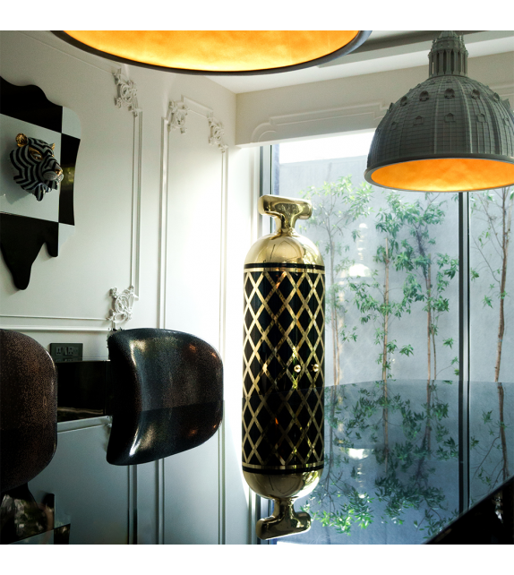 Monsieur Verdoux Black Gold Scarlet Splendour Bar-Möbel