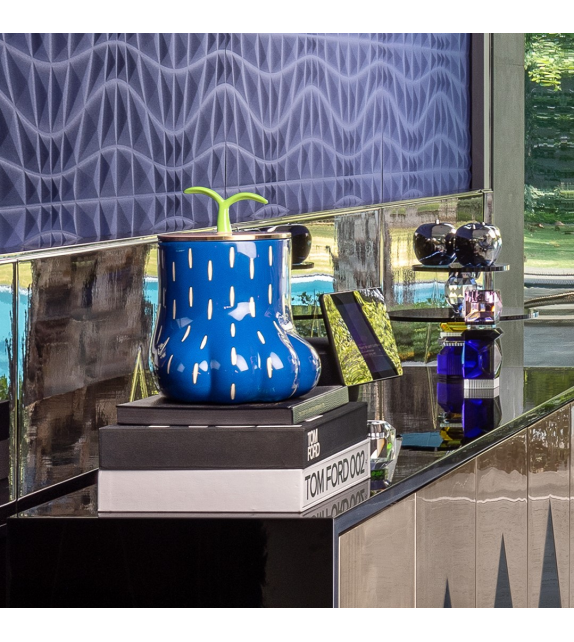 Paw Scarlet Splendour Sitz