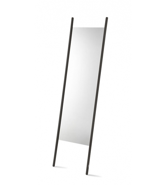 Georg Skagerak Mirror