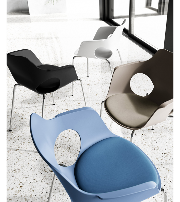 Jamila Sitlosophy Chair