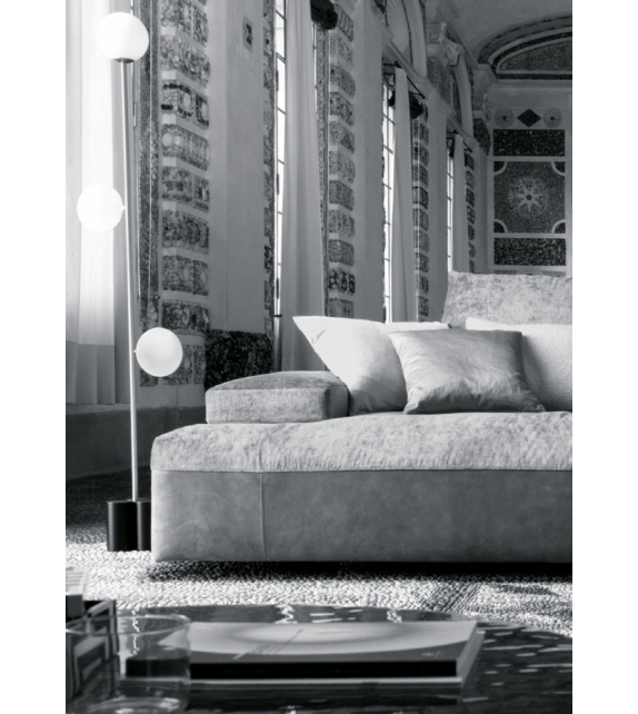 Glow-in Désirée Sofa