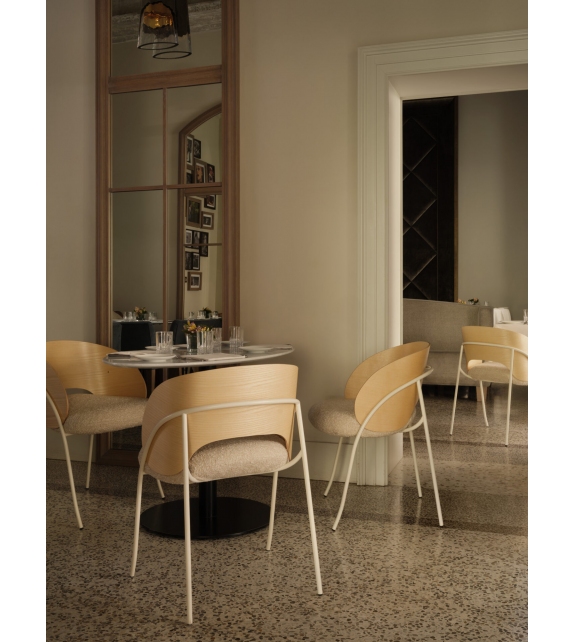 Hagu Gebrüder Thonet Vienna Poltroncina