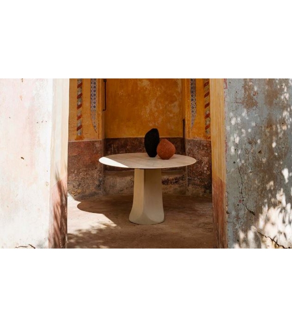 Togrul Tacchini Table
