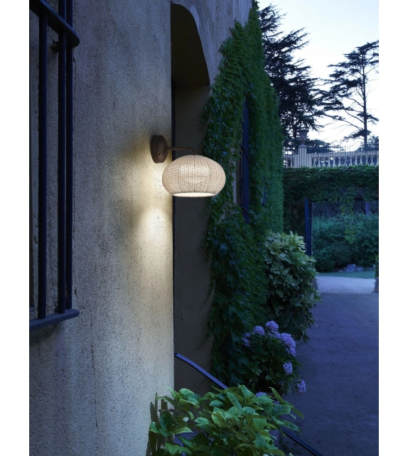 Garota Bover Wall Lamp