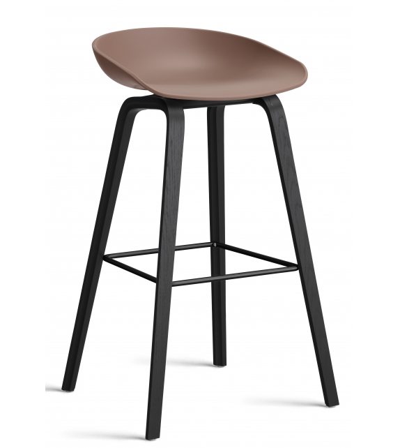 About a Stool AAS 32 Hay Tabouret