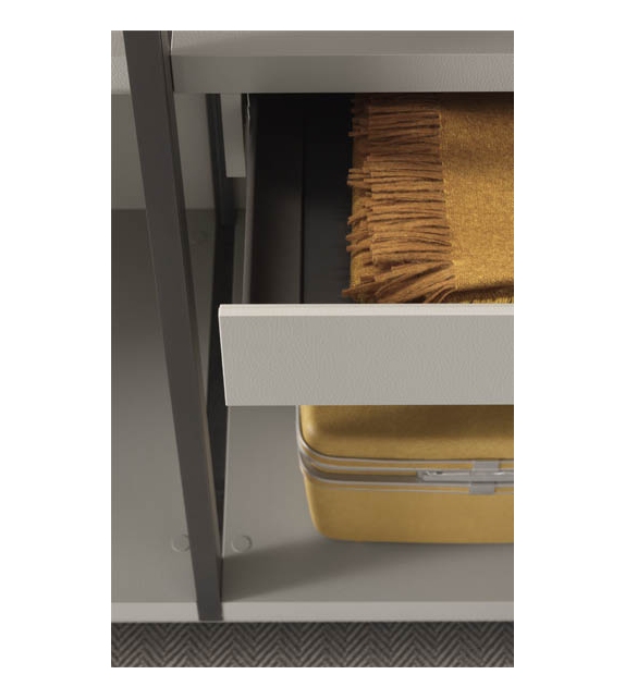 Teatro Pianca Walk-in Closet