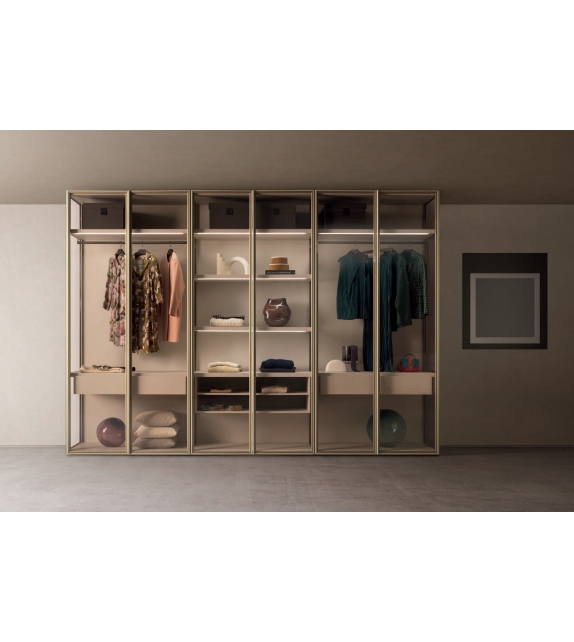Teatro Pianca Walk-in Closet