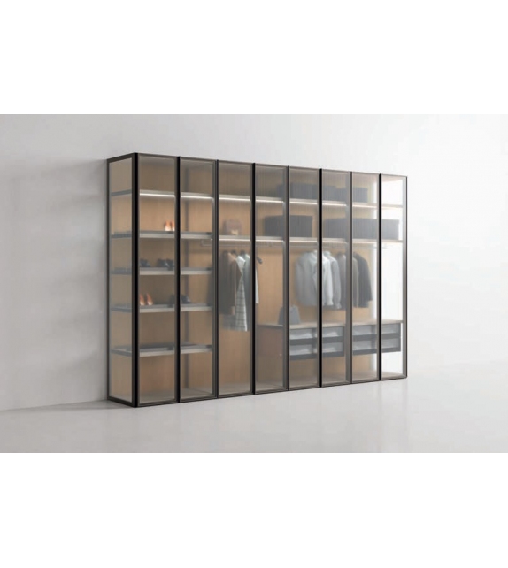 Teatro Pianca Walk-in Closet