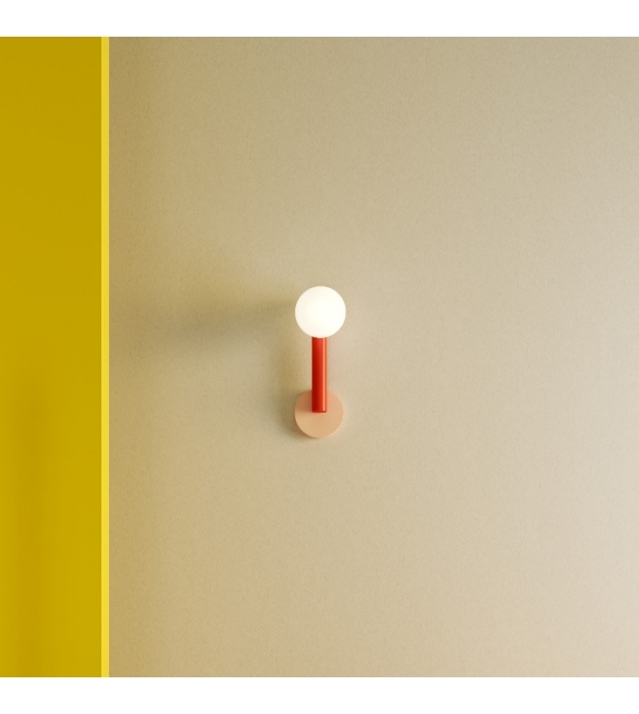 Tube With Globes and Cones Atelier Areti Wandleuchte