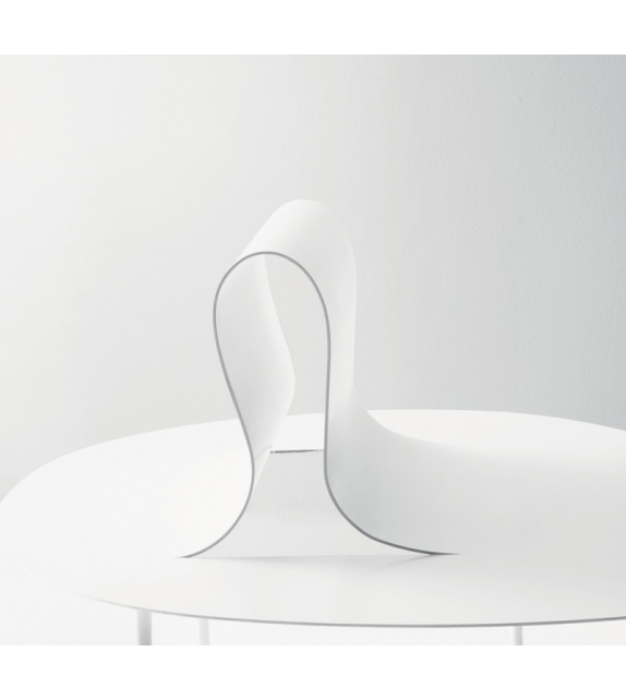 Softer Than Steel 687 Desalto Bank