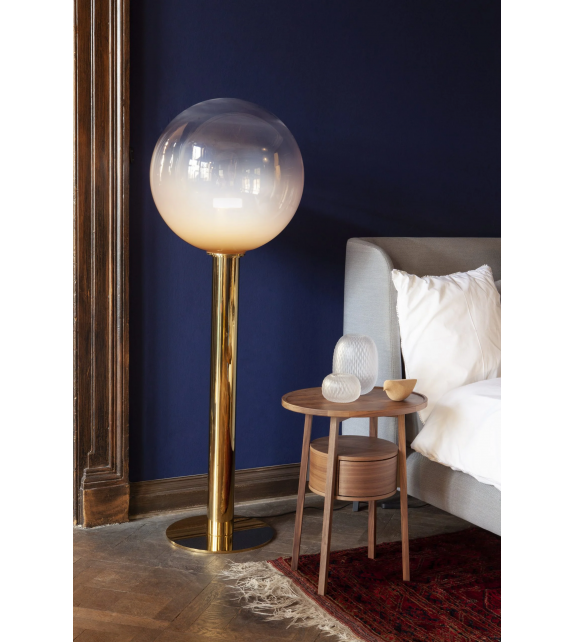Phenomena Large Ball Bomma Lampadaire