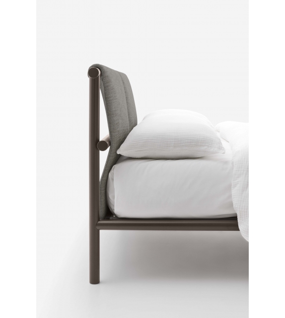 Olivia Alf DaFrè Fauteuil