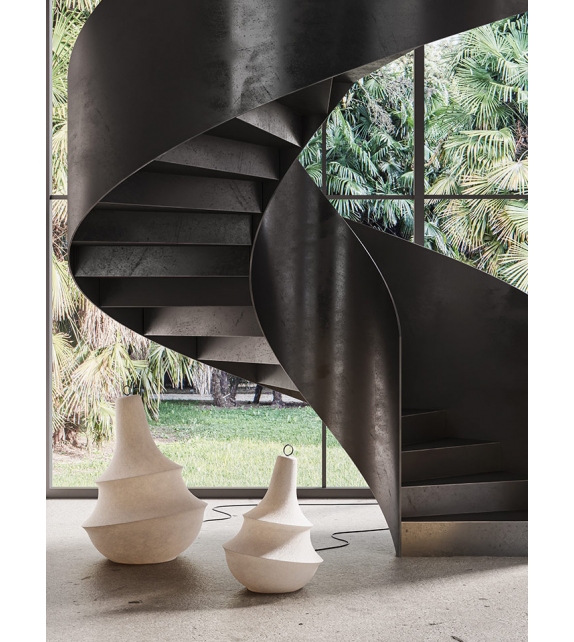 Lady D Karman Floor Lamp