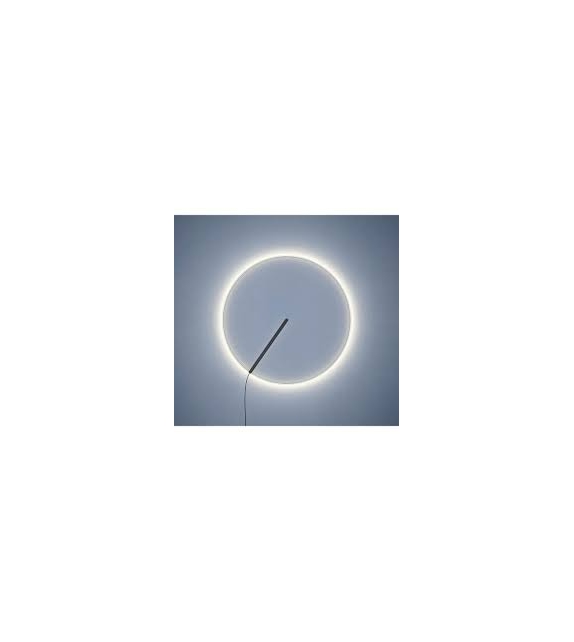 Guise Vibia Wall Lamp