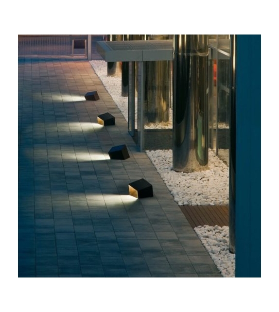 Break Vibia Floor Lamp