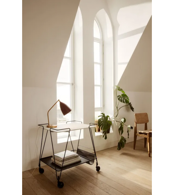 Gräshoppa Task Gubi Table Lamp