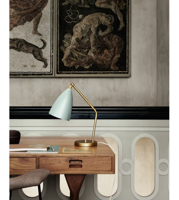 Gräshoppa Task Gubi Table Lamp