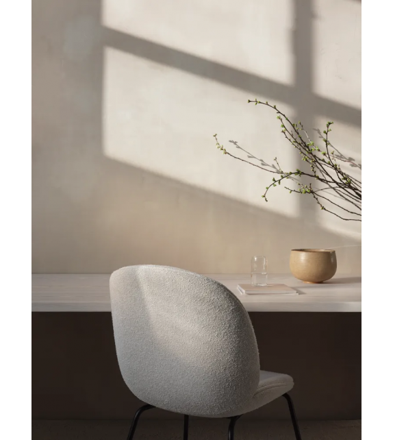 Beetle Counter Gubi Taburete