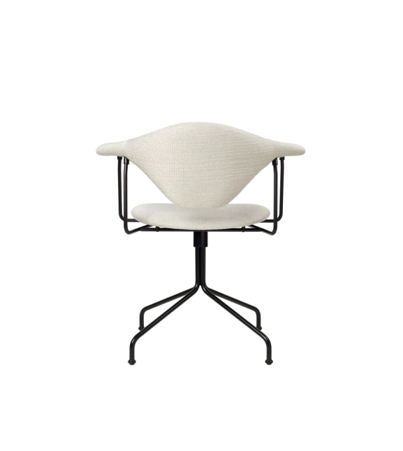 Masculo Dining Gubi Chair with Swivel Base