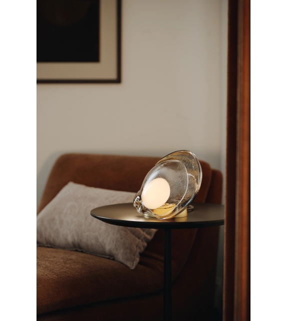 Petal Rakumba Table Lamp