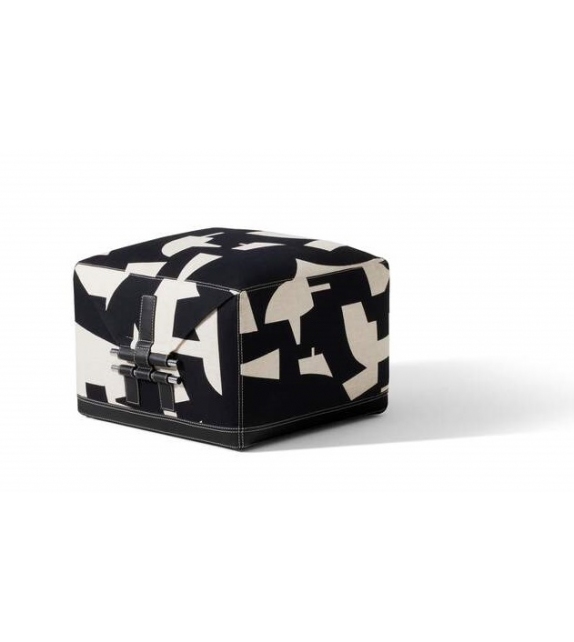 Somewhere El-S Pouf Cassina