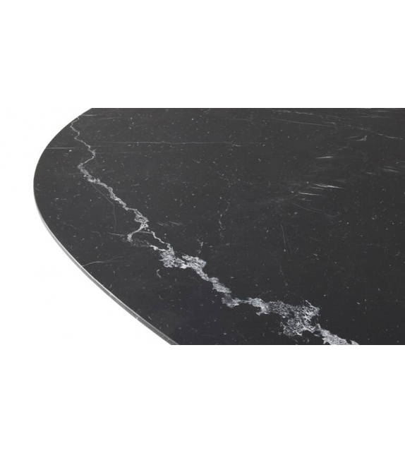 194 9 Cassina Table Ovale