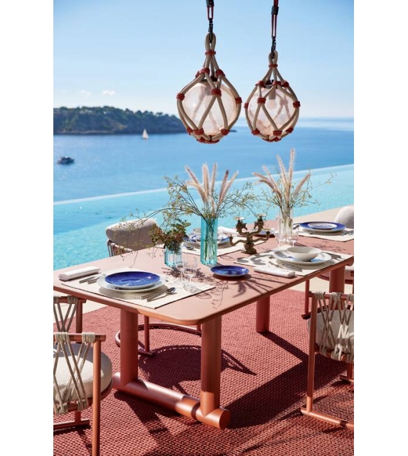 Trampoline Table Cassina