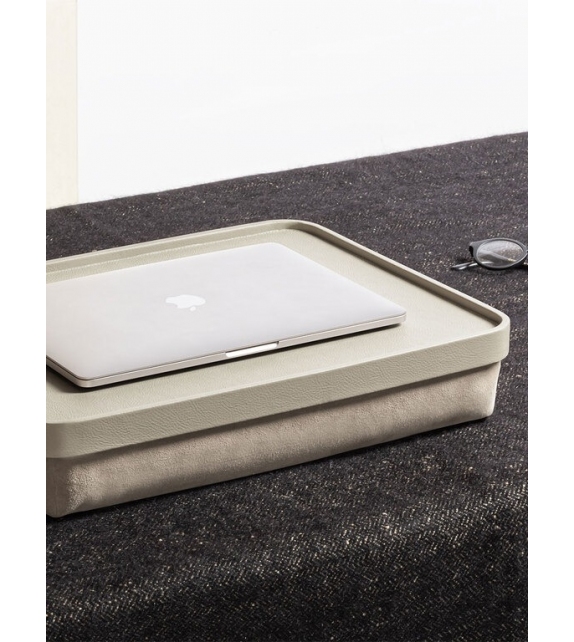 Office Collection Poltrona Frau Bandeja de Papel