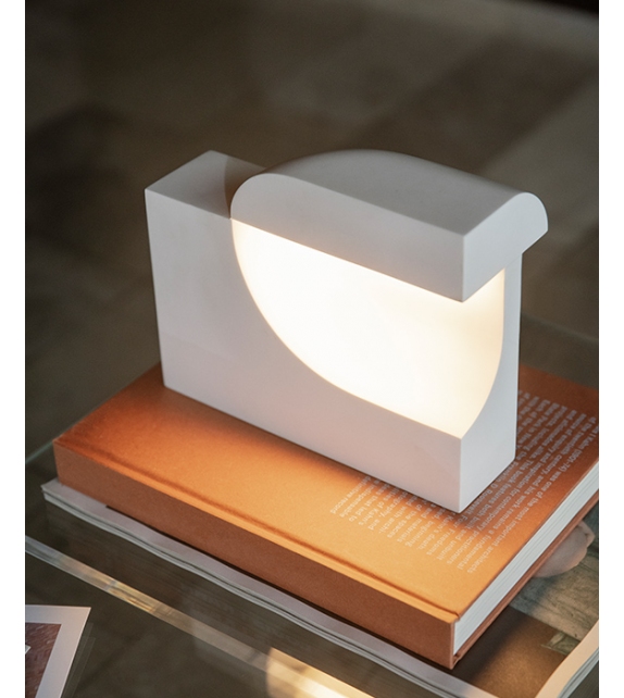 Lari Karakter Lampe de Table