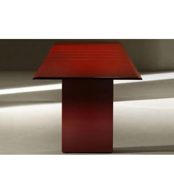 Assiale Table B&B Italia