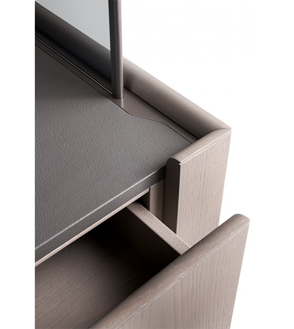 Hikari Giorgetti Sideboard