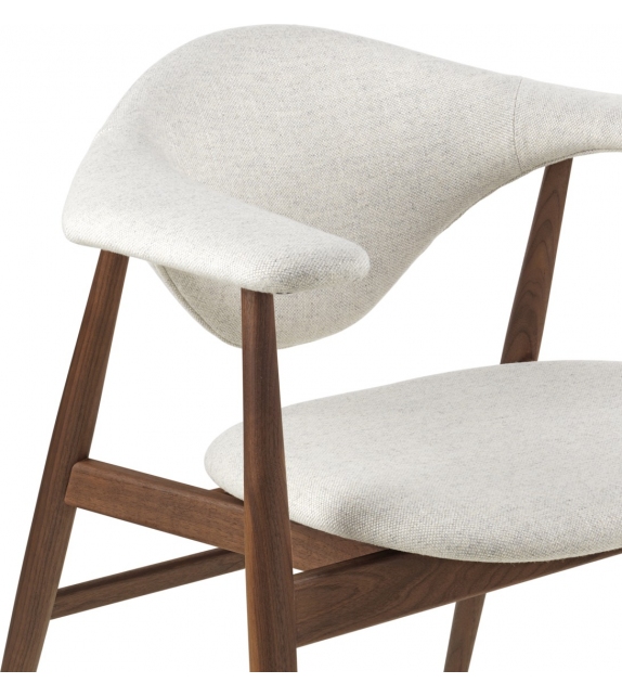 Masculo Gubi Silla con Base de Madera