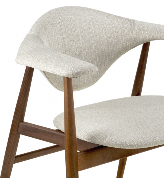 Masculo Gubi Chaise avec Base en Bois