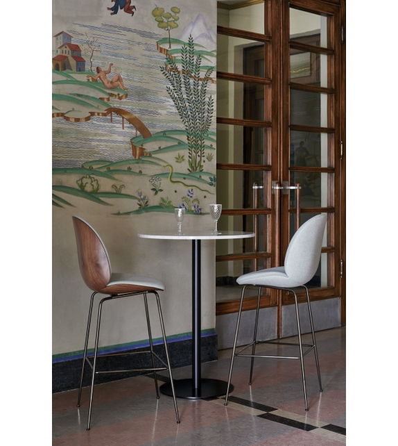 Gubi 1.0 Bar Table