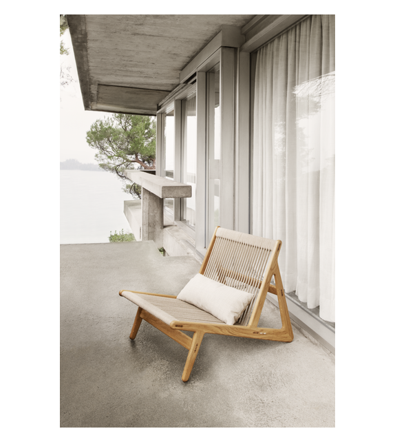 MR01 Initial Gubi Chaise