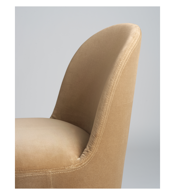 Tail Gubi Dining Chair