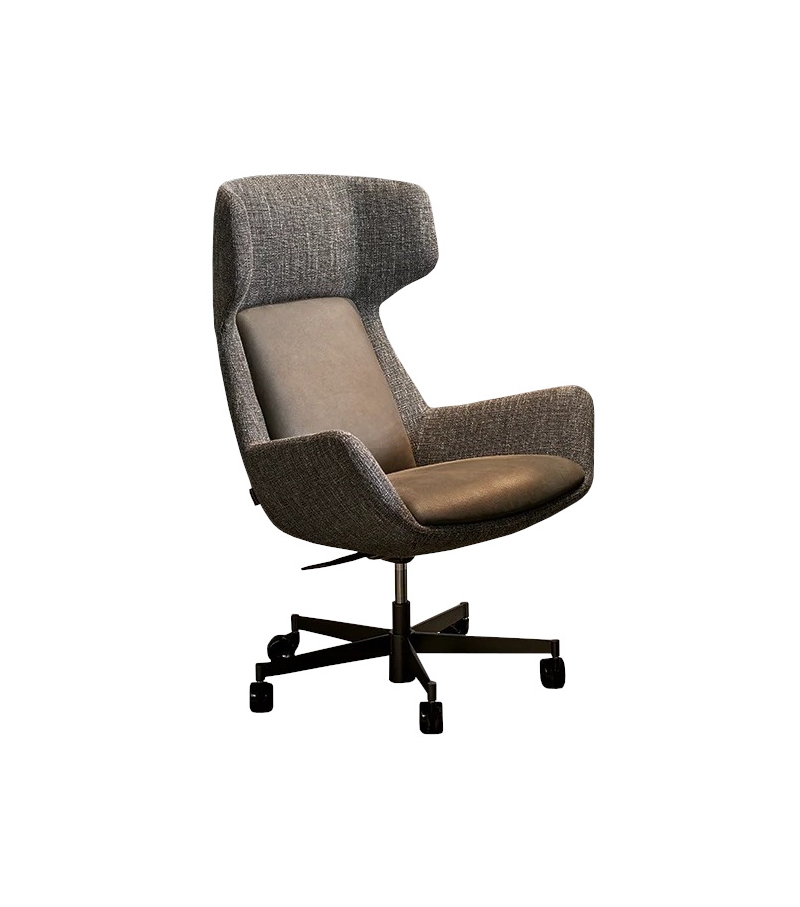 Newton Bonaldo Armchair