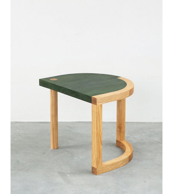 TRN 4 Pani Jurek Coffee Table