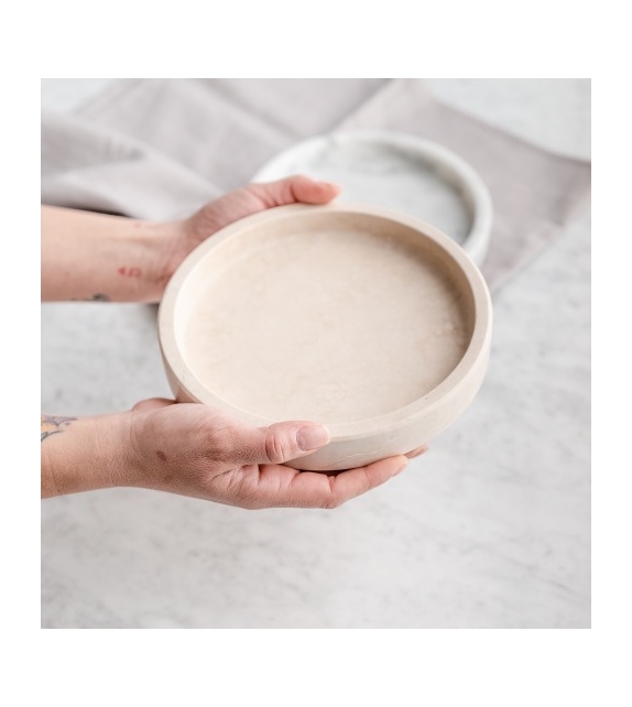 Showstopper - Round Container in Botticino Marble MarmoLove