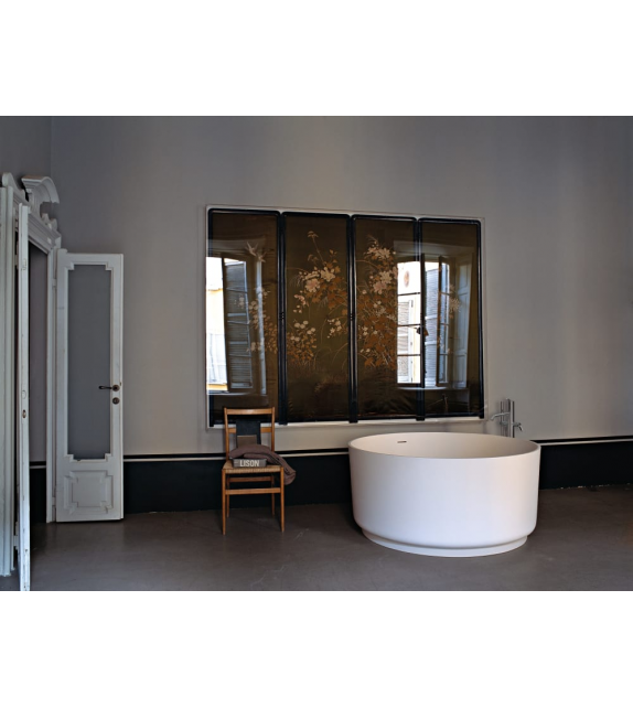 In-Out Agape Bathtub