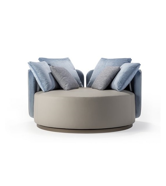 Hug Armchair Reflex Angelo