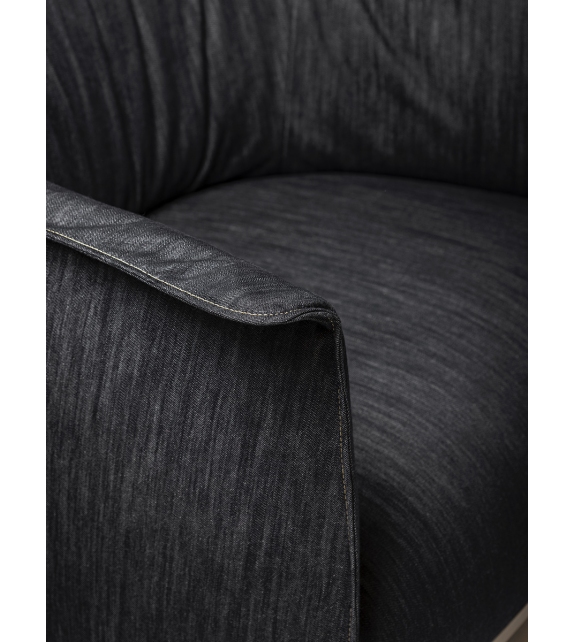 Archibald Denim Edition Poltrona Frau Fauteuil
