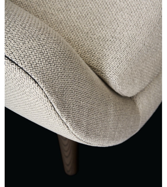 Mad Queen Armchair Poliform