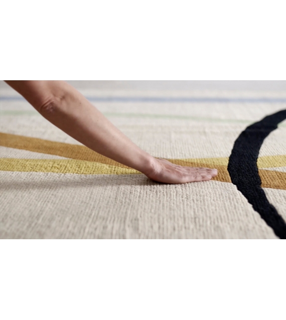 Lettera Disegnata Amini Teppich