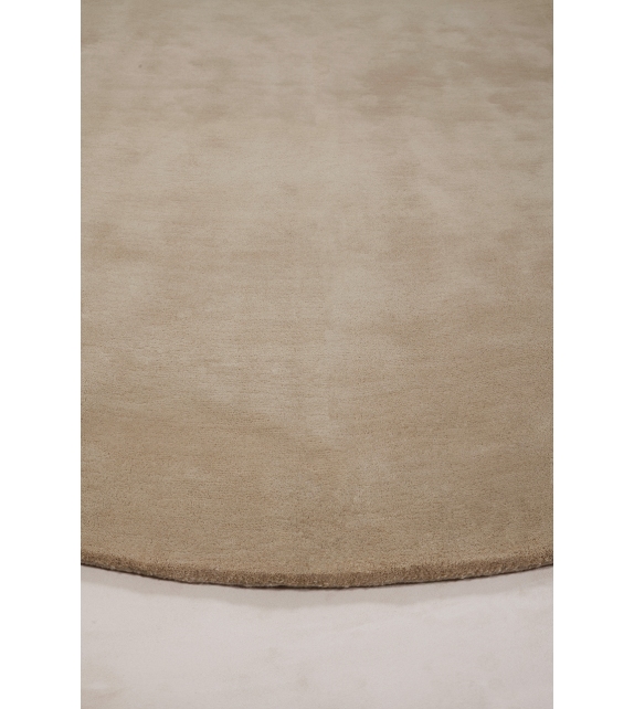 Ciclopi, Pietra Amini Tapis