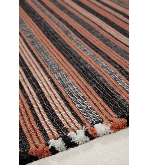 Prune Amini Tapis